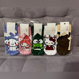 Cute Character Socks Set